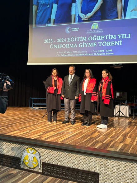 Selçuk Üniversitesi Hemşirelik Fakültesi Üniforma Giyme Töreni yapıldı